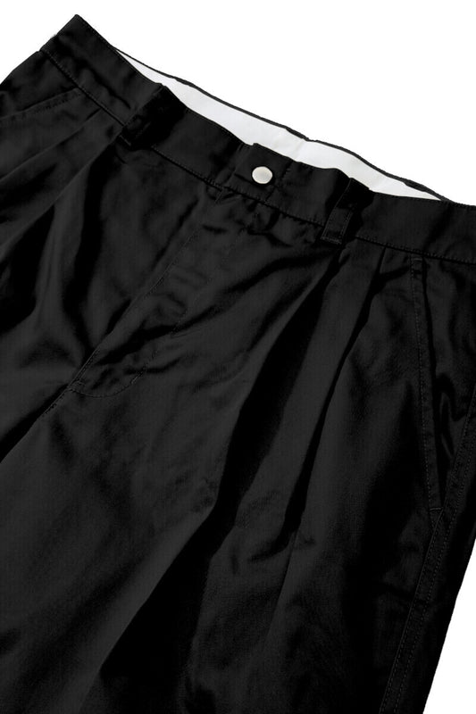 Two Tuck Chino Pants -BLACK-