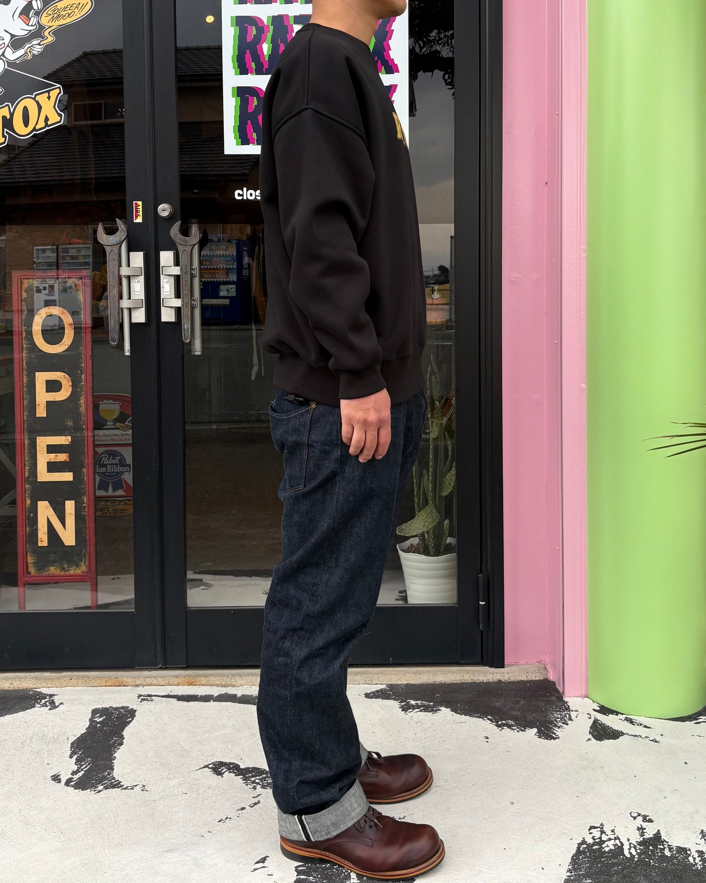BIG SILHOUETTE SWEAT