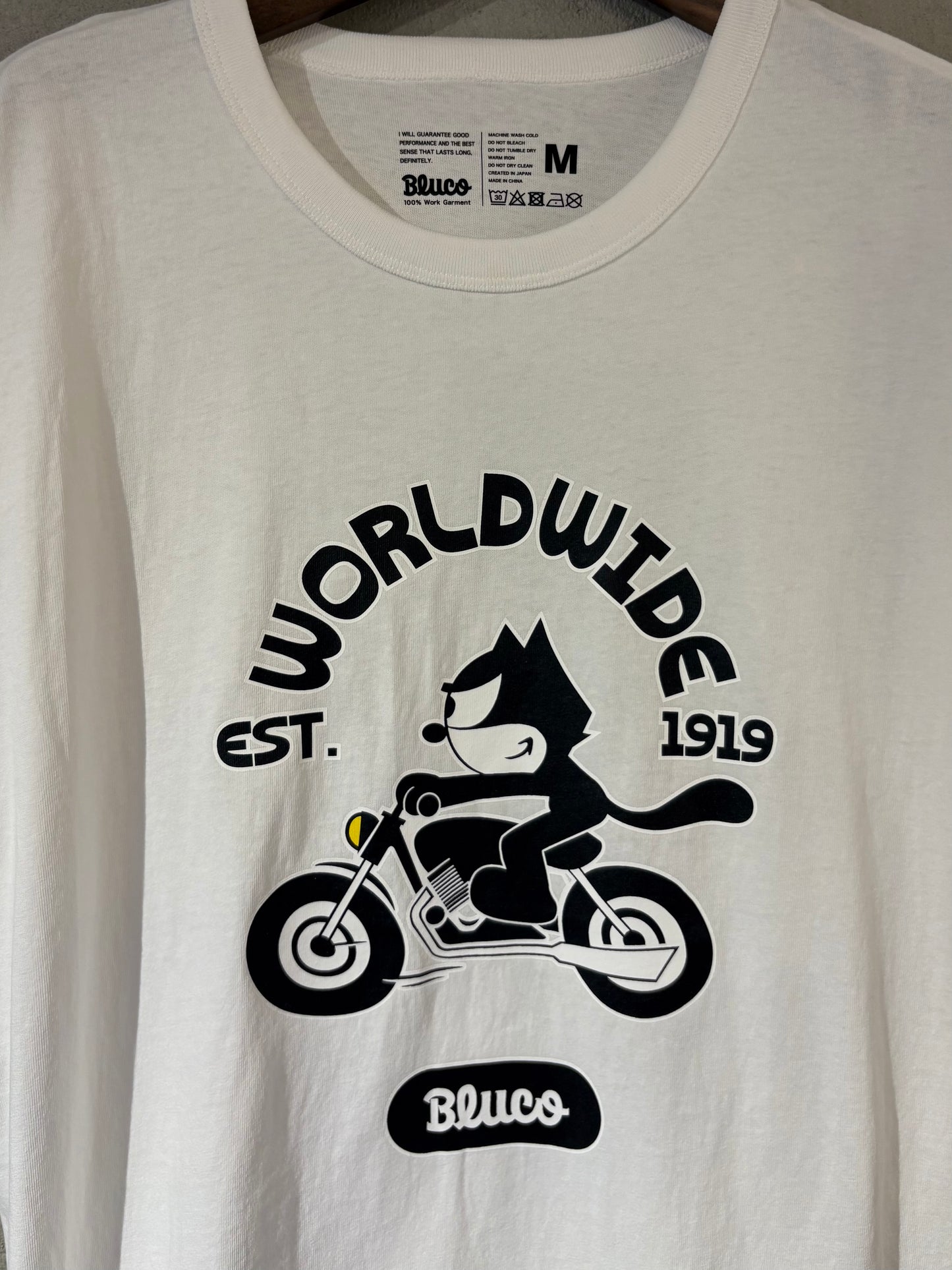 プリントTシャツ "WORLD WIDE"